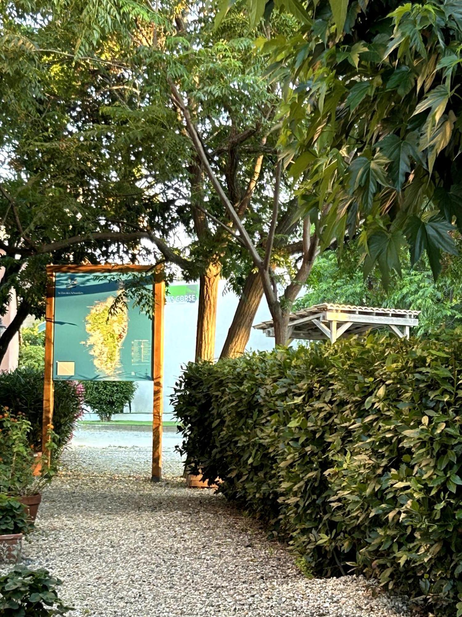 Le Clos Des Arbousiers Linguizzetta 외부 사진